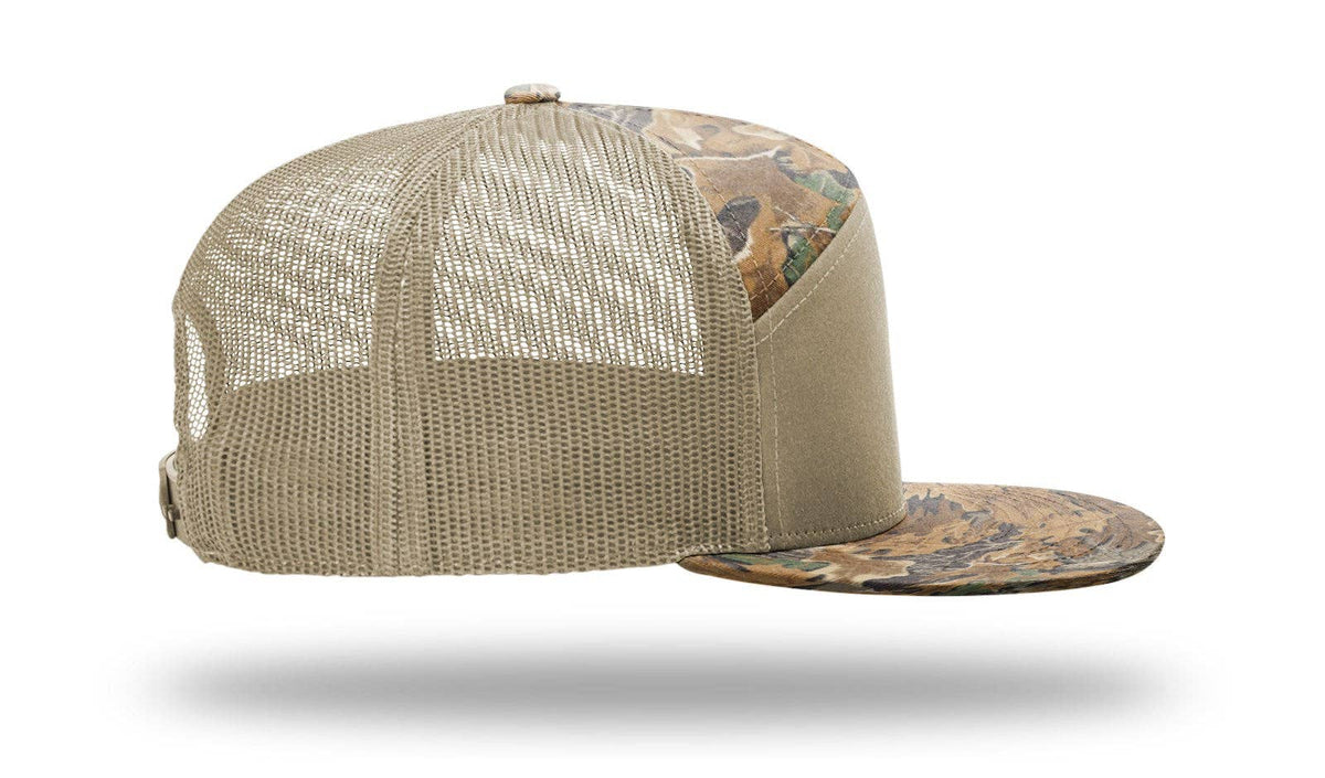 Richardson 168P Printed 7 Panel Trucker Hat: Realtree Advantage/Khaki