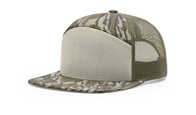 Richardson 168P Printed 7 Panel Trucker Hat: Realtree Advantage/Khaki
